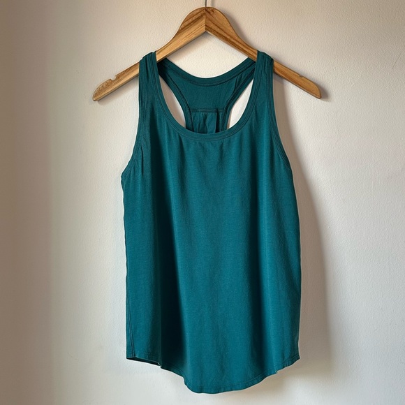 lululemon athletica Tops - lululemon Love Tank *Pleated Emerald Size 8